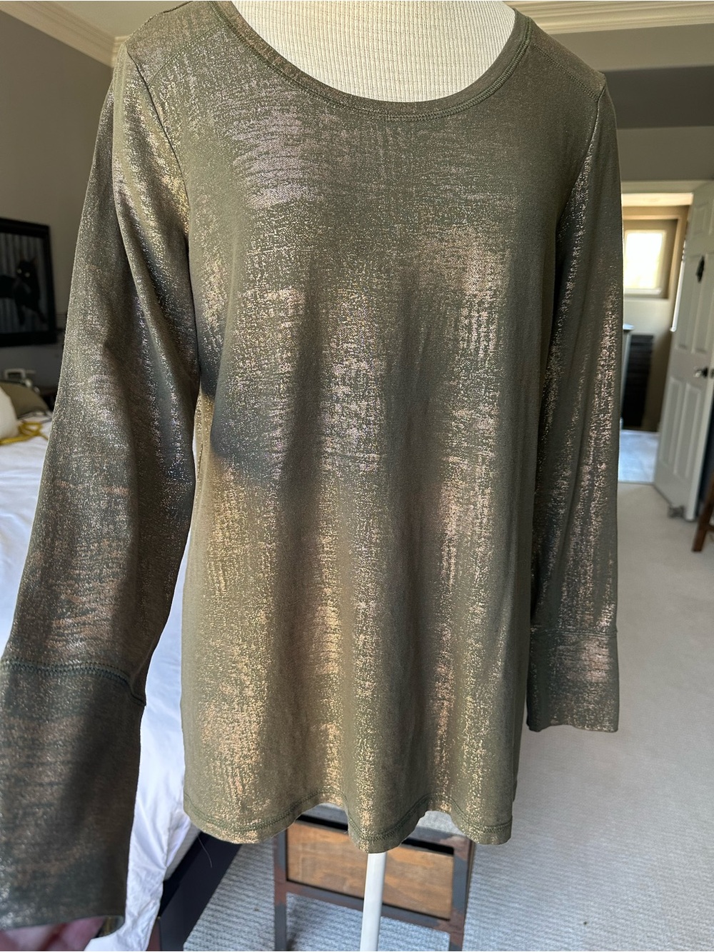 a.n.a Olive Green Metallic Knit Top, size large